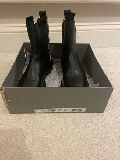 Leather chunky Chelsea boot