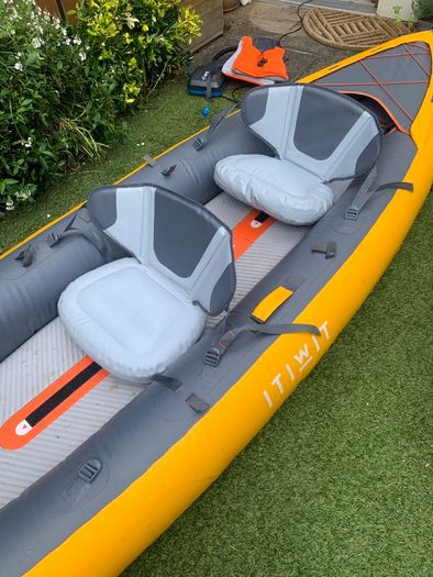 Inflatable 2-person kayak