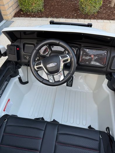 motorised car