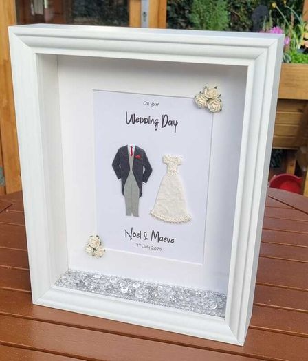 Mr and Mrs Wedding 3D Memento Frame