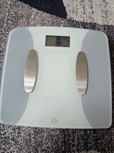 Bathroom scale