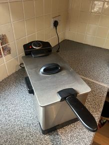 Russell Hobbs Deep Fat Fyer