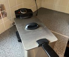 Russell Hobbs Deep Fat Fyer