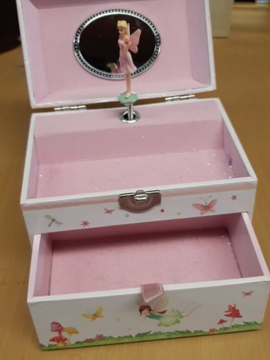 Child's jewellery box