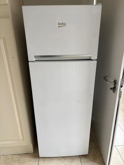Beko combination fridge freezer 80/20