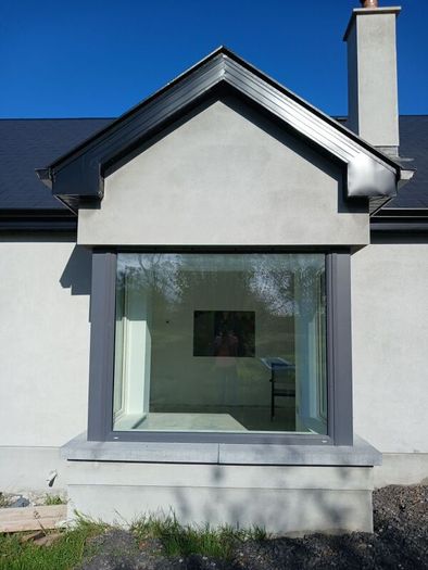 lintel bay window