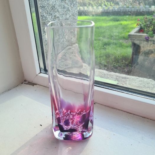 Jerpoint Glass Studio vase