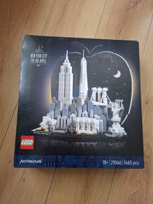 LEGO Architecture 21066 New York City: The Big Apple
