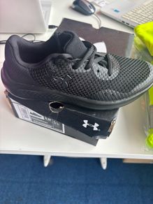 Trainers Under armour