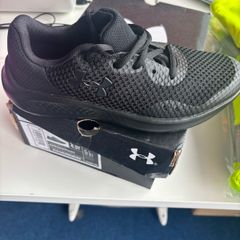 Trainers Under armour