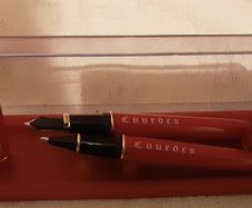 lourdes pen set