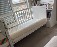 Baby guard rail