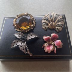 Selection Vintage/Art Deco Brooches