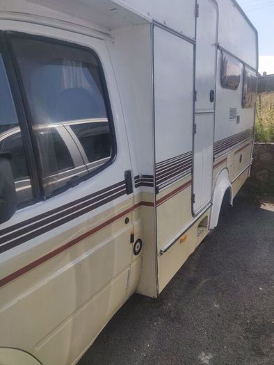Camper