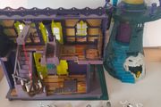 Scooby-Doo Haunted House Playset &amp; Figures