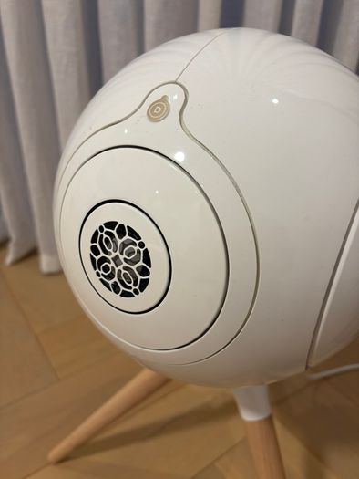 Stereo Pair of Devialet Phantom 1 gold 108db + Treepod stands with ash legs