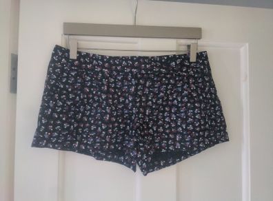 Ladies shorts