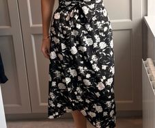 Brand new wrap midi dress