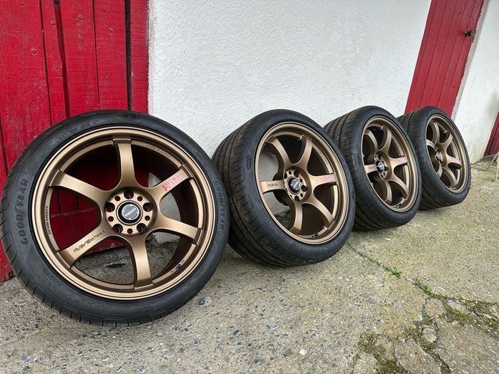 18" Rays Gramlights 5X114