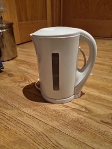 White electric kettle