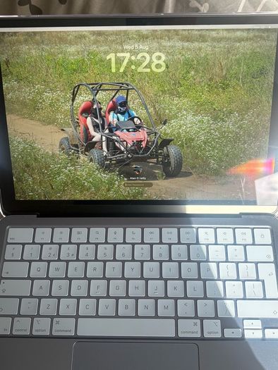 MacBook neo
