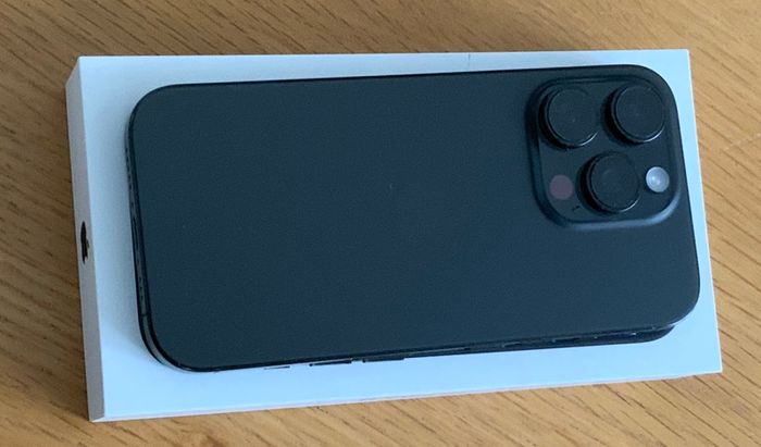 Apple iPhone 16 Pro 512G Black Titanium