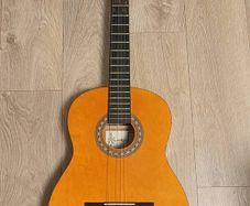 Karina Guitar