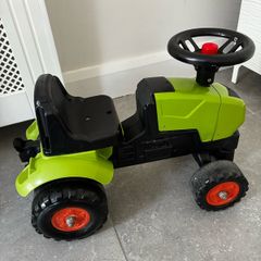Ride on tractor