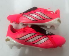 Adidas World Cup Predators