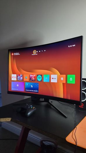 MSI G32CQ4 E2 32inch Curved Gaming Monitor 170Hz QHD