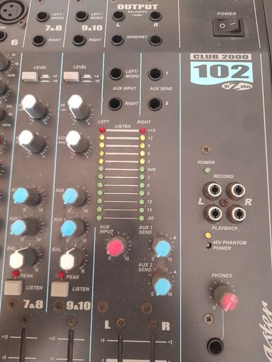 Studiomaster Club 2000 102 Hiz Plus mixer