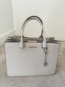 Elegant Michael Kors Women Handbag