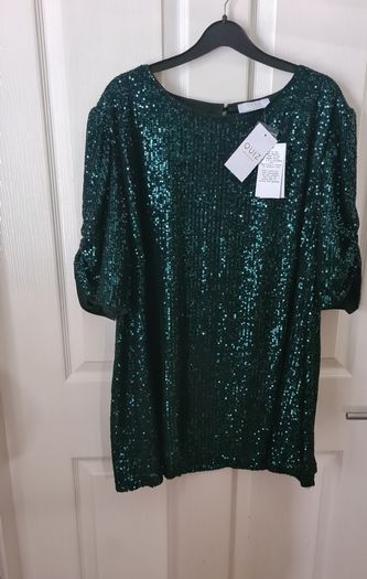 Quiz Sequin Green Top Size Uk 26 (nwt)