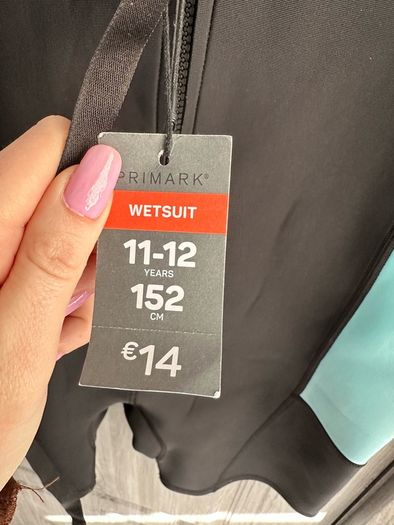 BNWT Shorty Wetsuit 10-11