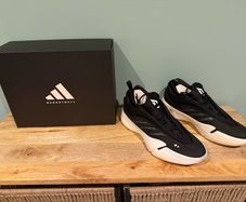 Adidas Dame 9 Size UK 11