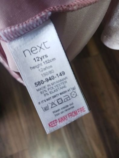 Girl's Next Top