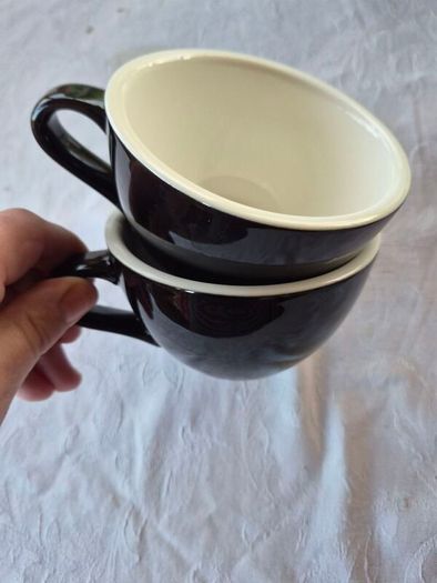 2 Barista-style ceramic cups