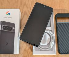 Google Pixel 8 Pro + Mous Case