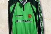 Man Utd Retro ( Schmeichel 1 ) , Size : Xl