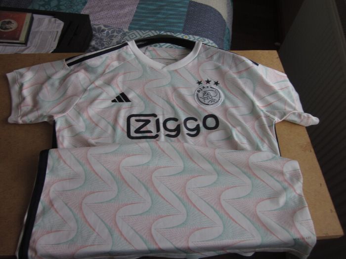 Ajax Football Shirt 2023/2024 Away Mens XL