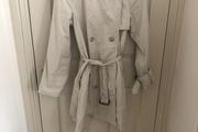 Episode Trench coat