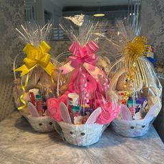 Easter baskets and balloons