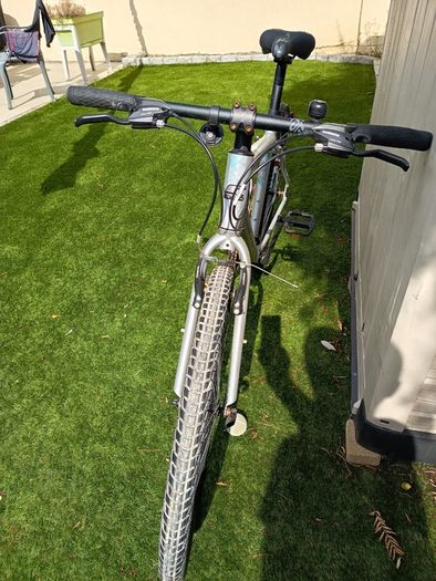 Hybrid Bicycle