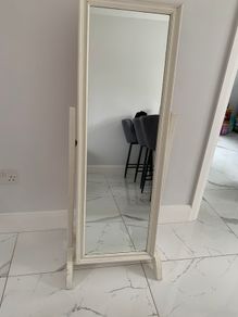 Free Standing Mirror