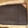 LV Travel Suitcase - NEW Image 7