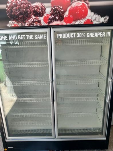 ES System K SMI INDUS 07 2D Freezer Display Cabinet I have 2 pieces for sale.