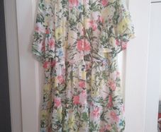 NEW H&M Floral Dress