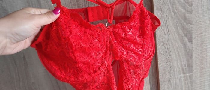 red non padded lace bodysuit fits sm
