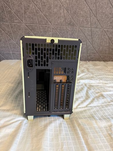 Thermaltake TR100 | Mini Tower | Super Compact | Matcha Green