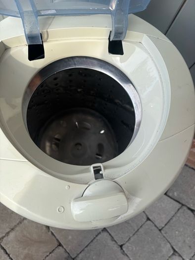 White Knight Clothes Spinner